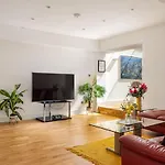 Knightsbridge Apartments - Beaufort Gardens